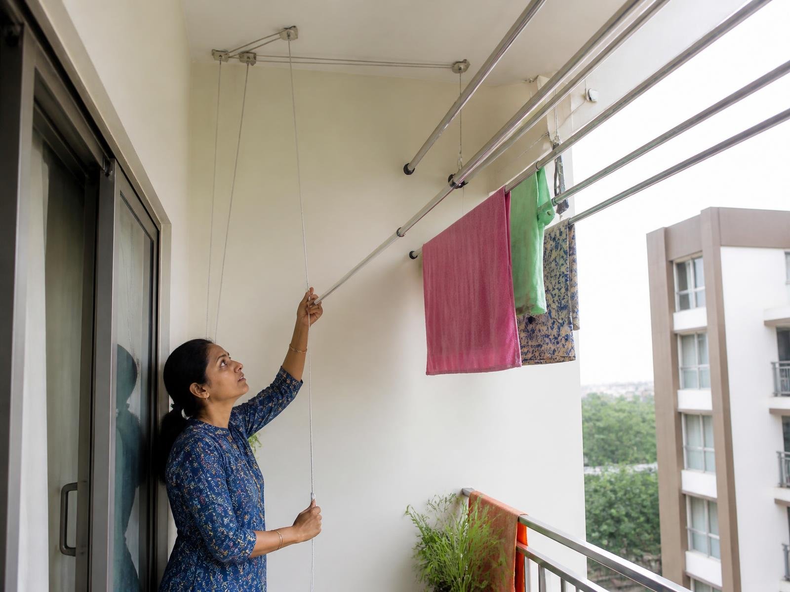 Contact — ceiling cloth hanger installation step